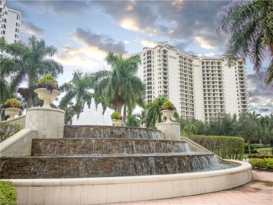Beautiful 2 Bedroom Vacation Condo in Naples Sleeps 6 Guests